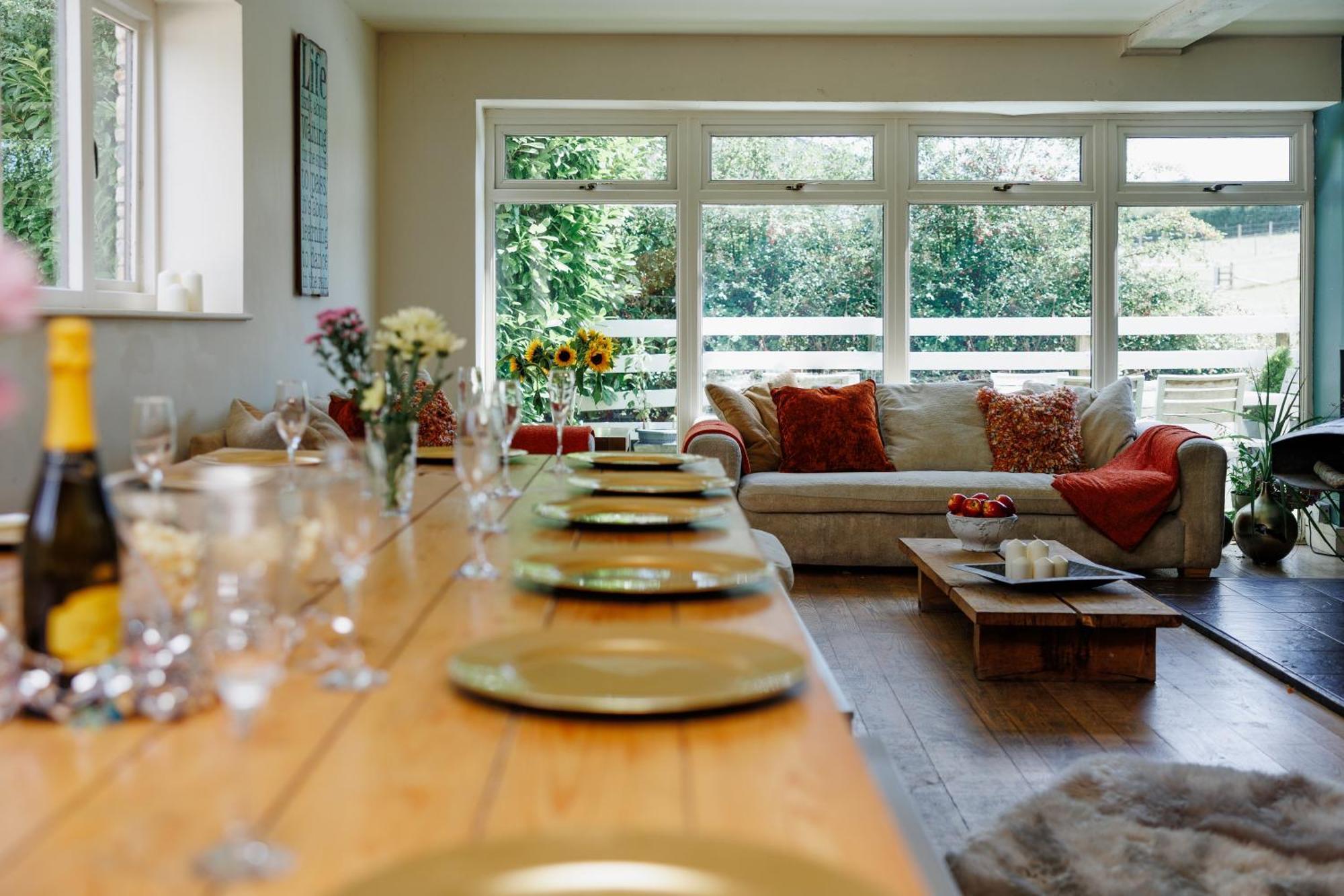 הוילה בריסטול The West Barn Near Bath, Sleeps 24 And 2 Hot Tubs מראה חיצוני תמונה